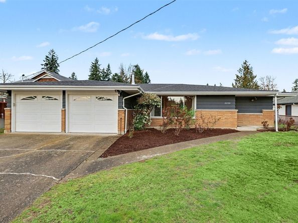 2200 NE 12th, Renton WA 98056