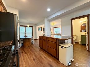 3012 NE 137th Street B, Seattle WA 98125