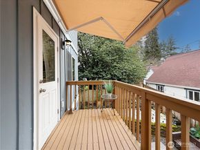 3012 NE 137th Street B, Seattle WA 98125