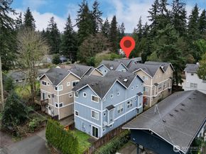 3012 NE 137th Street B, Seattle WA 98125