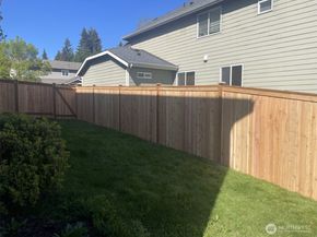 7703 NE 201st Place, Kenmore WA 98028