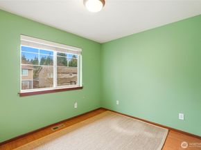 7703 NE 201st Place, Kenmore WA 98028