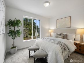 2465 132nd Avenue SE, Bellevue WA 98005