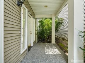 2465 132nd Avenue SE, Bellevue WA 98005
