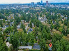 10627 SE 18th St, Bellevue WA 98004