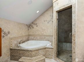 11028 E Riverside Drive, Bothell WA 98011