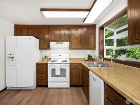 17813 147th Place NE, Woodinville WA 98072