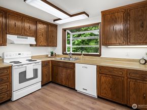 17813 147th Place NE, Woodinville WA 98072