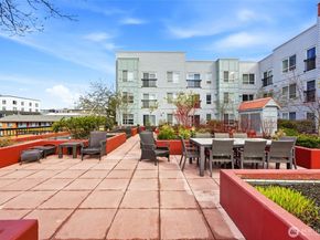 424 N 85th Street 317, Seattle WA 98103
