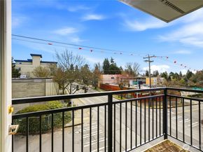 424 N 85th Street 317, Seattle WA 98103