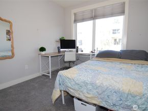 3217 Eastlake Avenue E 302, Seattle WA 98102
