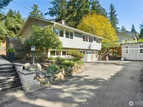 3016 106th Avenue SE, Bellevue WA 98004