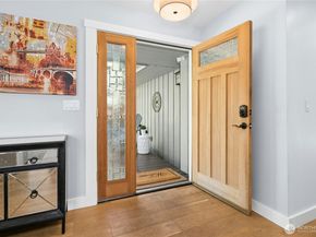3016 106th Avenue SE, Bellevue WA 98004