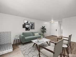 15210 Macadam Road S D211, Tukwila WA 98188