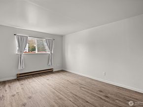15210 Macadam Road S D211, Tukwila WA 98188