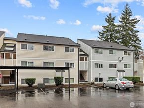 15210 Macadam Road S D211, Tukwila WA 98188