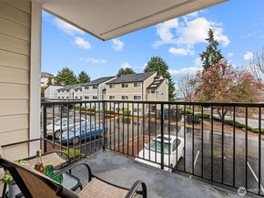 15210 Macadam Road S D211, Tukwila WA 98188