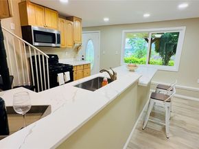 10003 SE 192nd Street, Renton WA 98055
