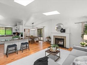14702 255th Avenue SE, Issaquah WA 98027
