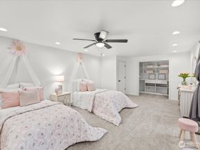 14702 255th Avenue SE, Issaquah WA 98027