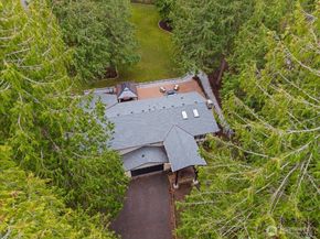 14702 255th Avenue SE, Issaquah WA 98027