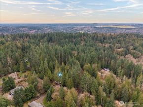 14702 255th Avenue SE, Issaquah WA 98027