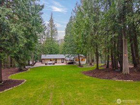 14702 255th Avenue SE, Issaquah WA 98027