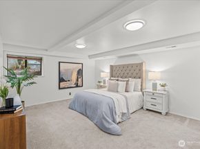 14702 255th Avenue SE, Issaquah WA 98027