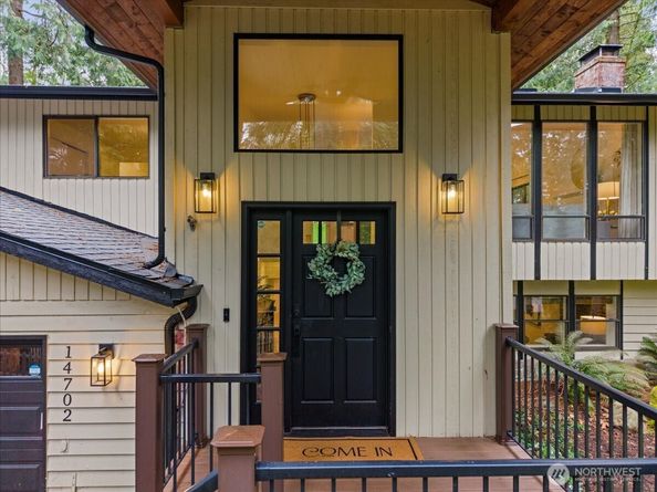 14702 255th Avenue SE, Issaquah WA 98027