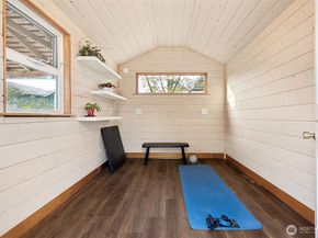 2819 NW 68th Street, Seattle WA 98117