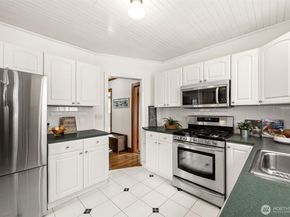 2819 NW 68th Street, Seattle WA 98117