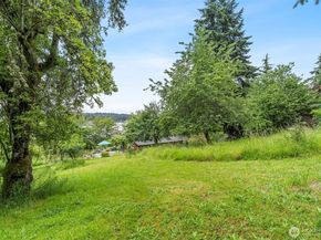 2642 E Lake Samm Parkway NE, Sammamish WA 98074