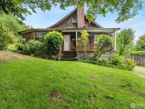 2642 E Lake Samm Parkway NE, Sammamish WA 98074