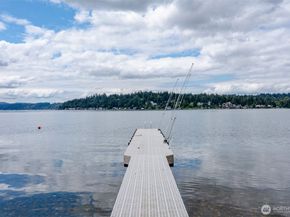 2642 E Lake Samm Parkway NE, Sammamish WA 98074