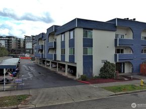 1100 Harrington Avenue NE 205, Renton WA 98056