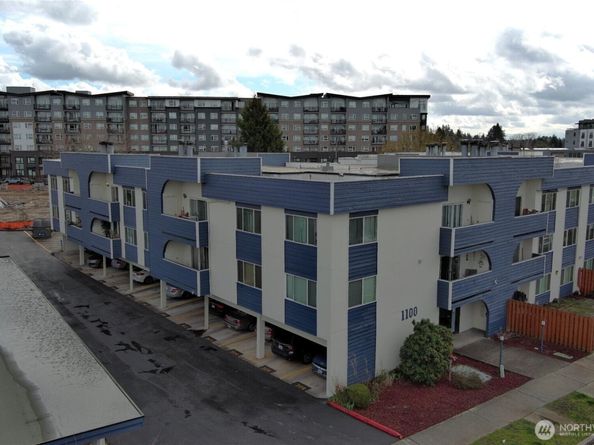 1100 Harrington Avenue NE 205, Renton WA 98056