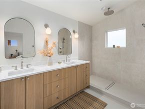 522 NE 89th Street A, Seattle WA 98115