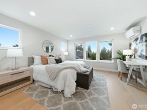 11217 NE 95th Street, Kirkland WA 98033