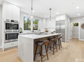 11217 NE 95th Street, Kirkland WA 98033