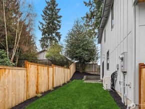 337 18th Avenue, Kirkland WA 98033