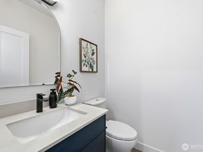 3218 47th Avenue SW, Seattle WA 98116