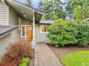 6439 NE 188th Street, Kenmore WA 98028