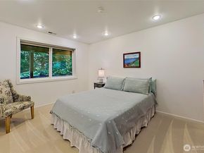 6439 NE 188th Street, Kenmore WA 98028