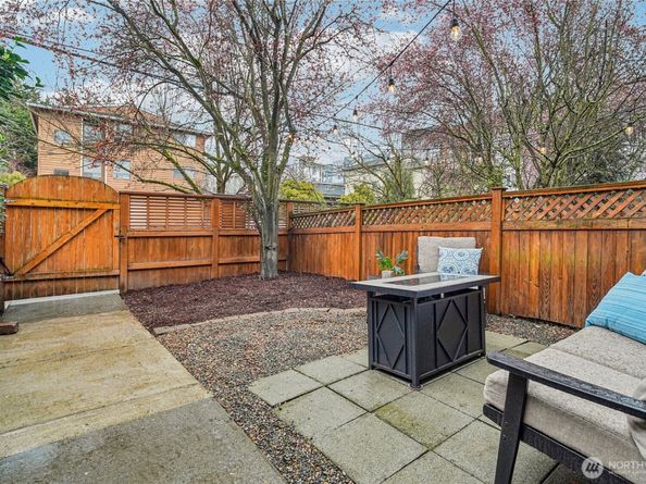 1543 NW 51st Street, Seattle WA 98107