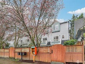 1543 NW 51st Street, Seattle WA 98107