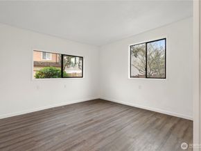 13324 30th Avenue NE, Seattle WA 98125