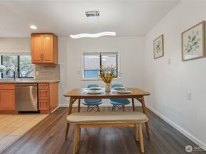 13324 30th Avenue NE, Seattle WA 98125