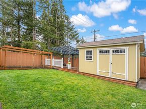 13324 30th Avenue NE, Seattle WA 98125