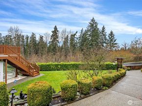 1932 S 370th Court, Federal Way WA 98003