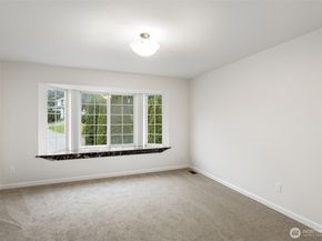 1932 S 370th Court, Federal Way WA 98003